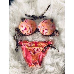 VICTORIA’S SECRET PUSH UP BIKINI SET